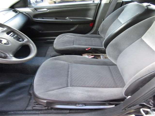 Chevrolet Impala 2011 photo 16